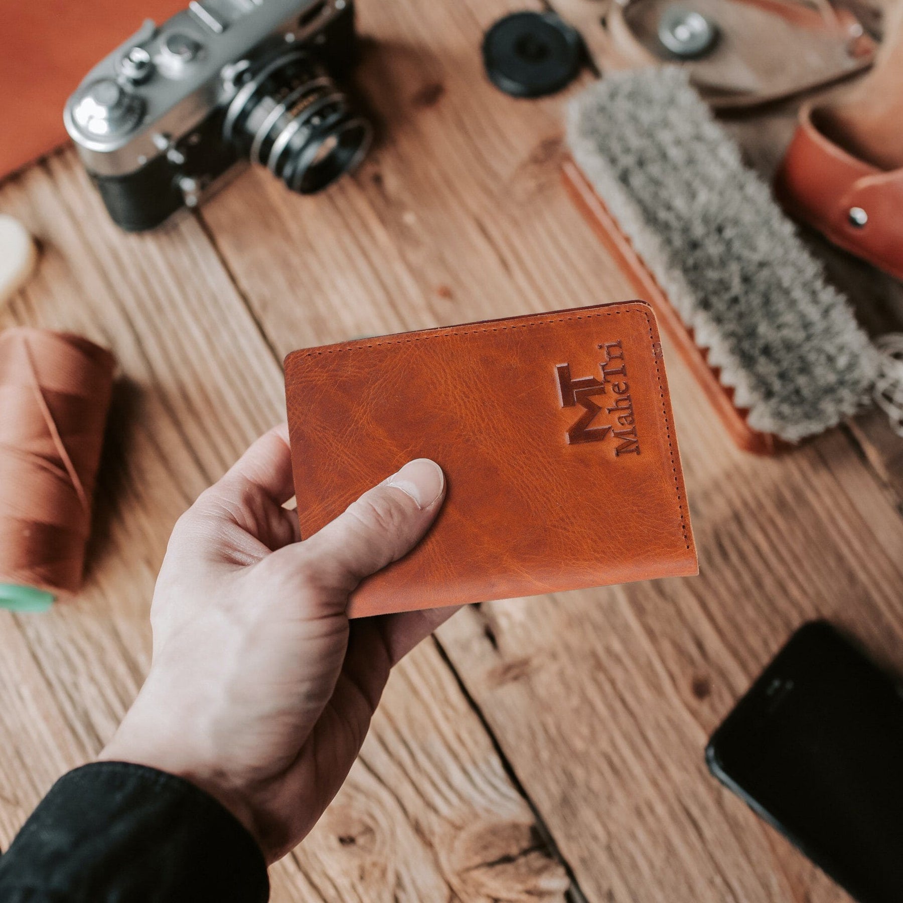 6 Leather Wallets That Will Compliment Your Personality