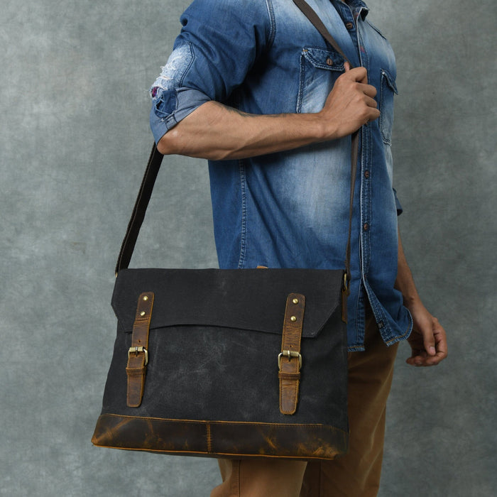 Modern Canvas Bags For The Stylish And Environmentally Conscious