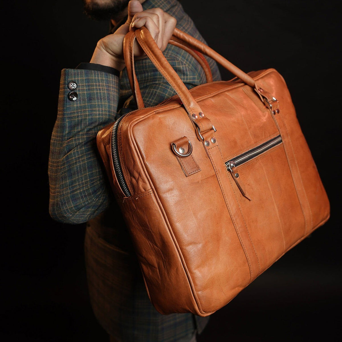 Latest Leather Bags & Accessories Online — Classy Leather Bags