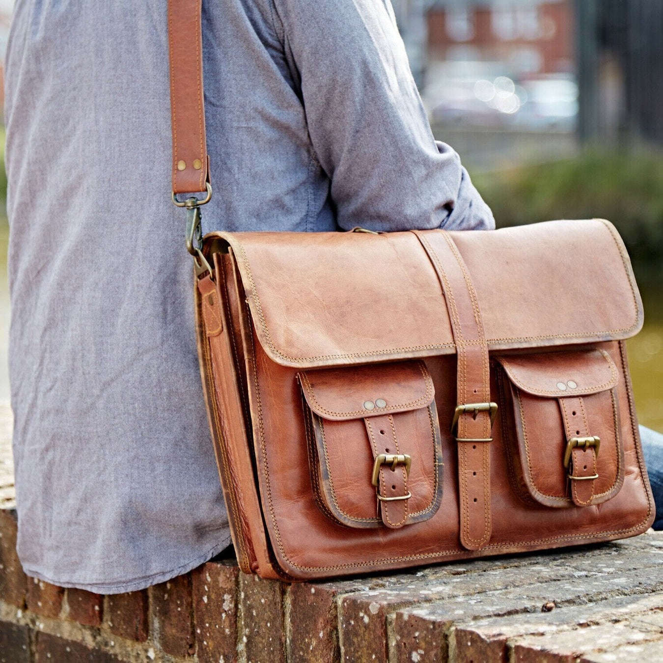 Mens tan leather messenger bag on sale