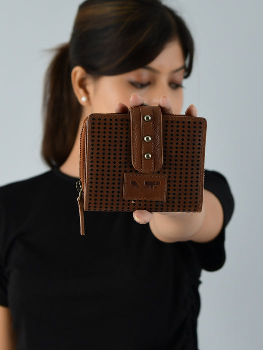 Textured Women's Bifold Wallet-Brown