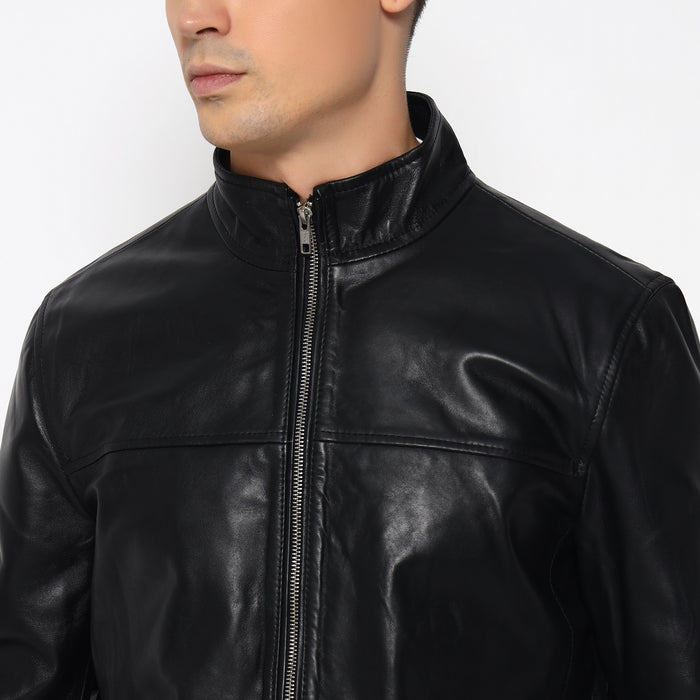 Men’s Sleek Black Leather Jacket