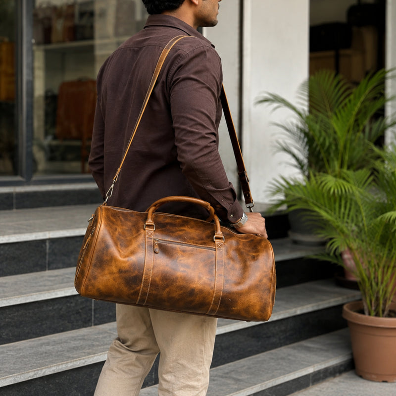 Bolsa de viaje Roosevelt de cuero de búfalo de grano completo