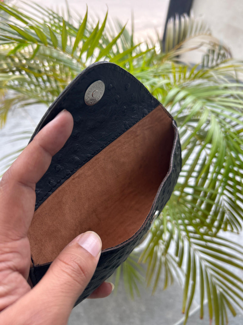 Funda para gafas de sol de cuero negro