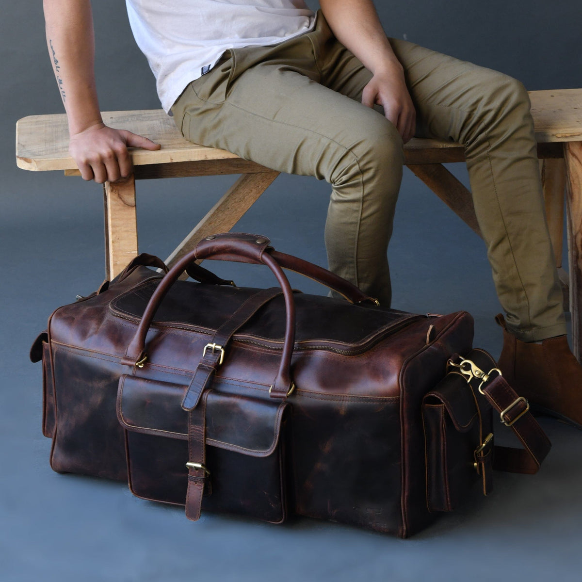 Full Grain Buffalo Leather Duffle Bags For Men, Handcrafted — Classy Leather Bags