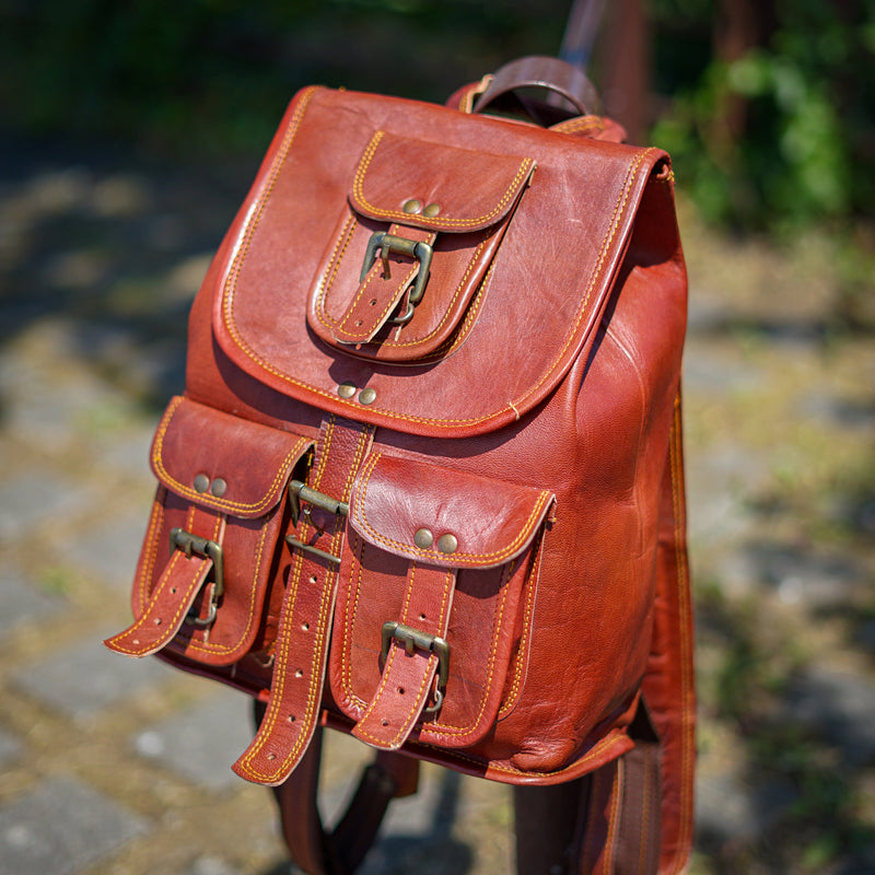 cute brown leather backpacks Kleiner süßer Lederrucksack, Reise-Mini-Lederrucksack — Classy Leather Bags